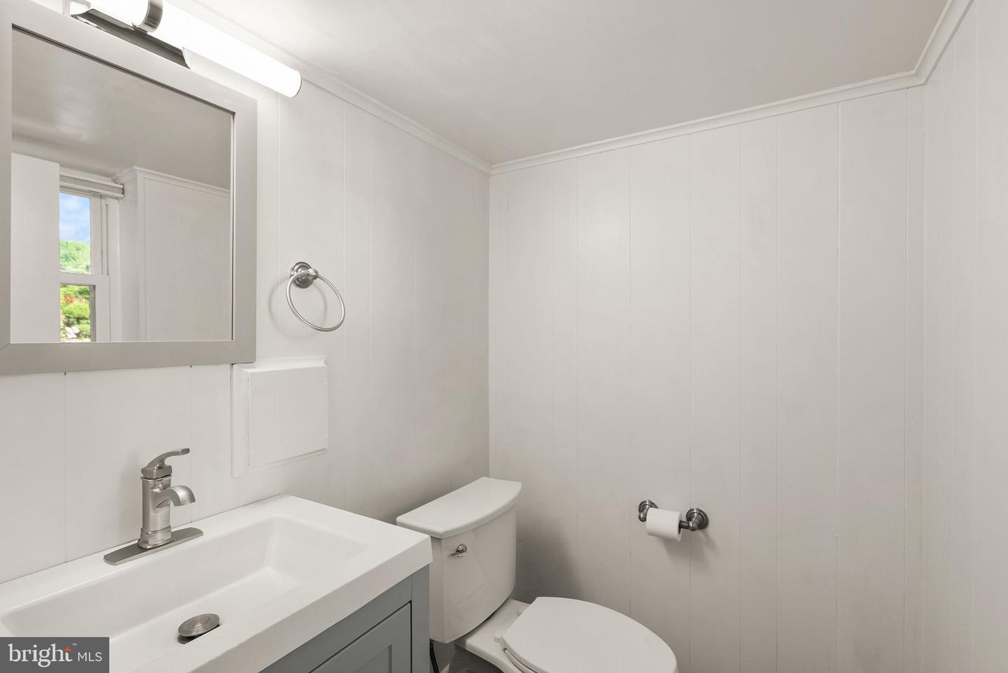 5008 Larno Dr Property Photo 46