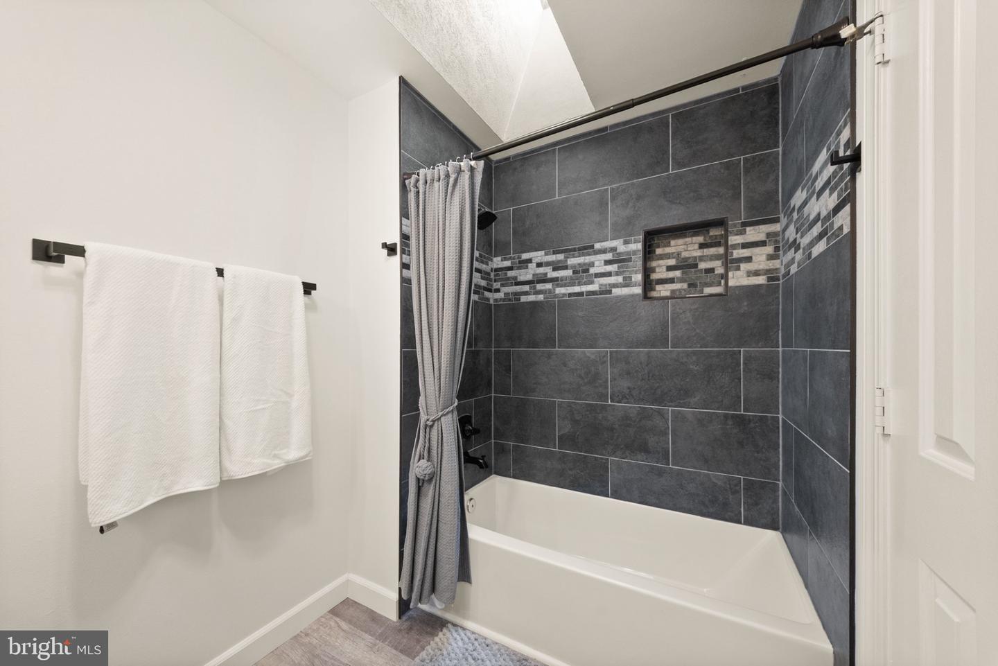 15541 Eagle Tavern Ln Property Photo 14