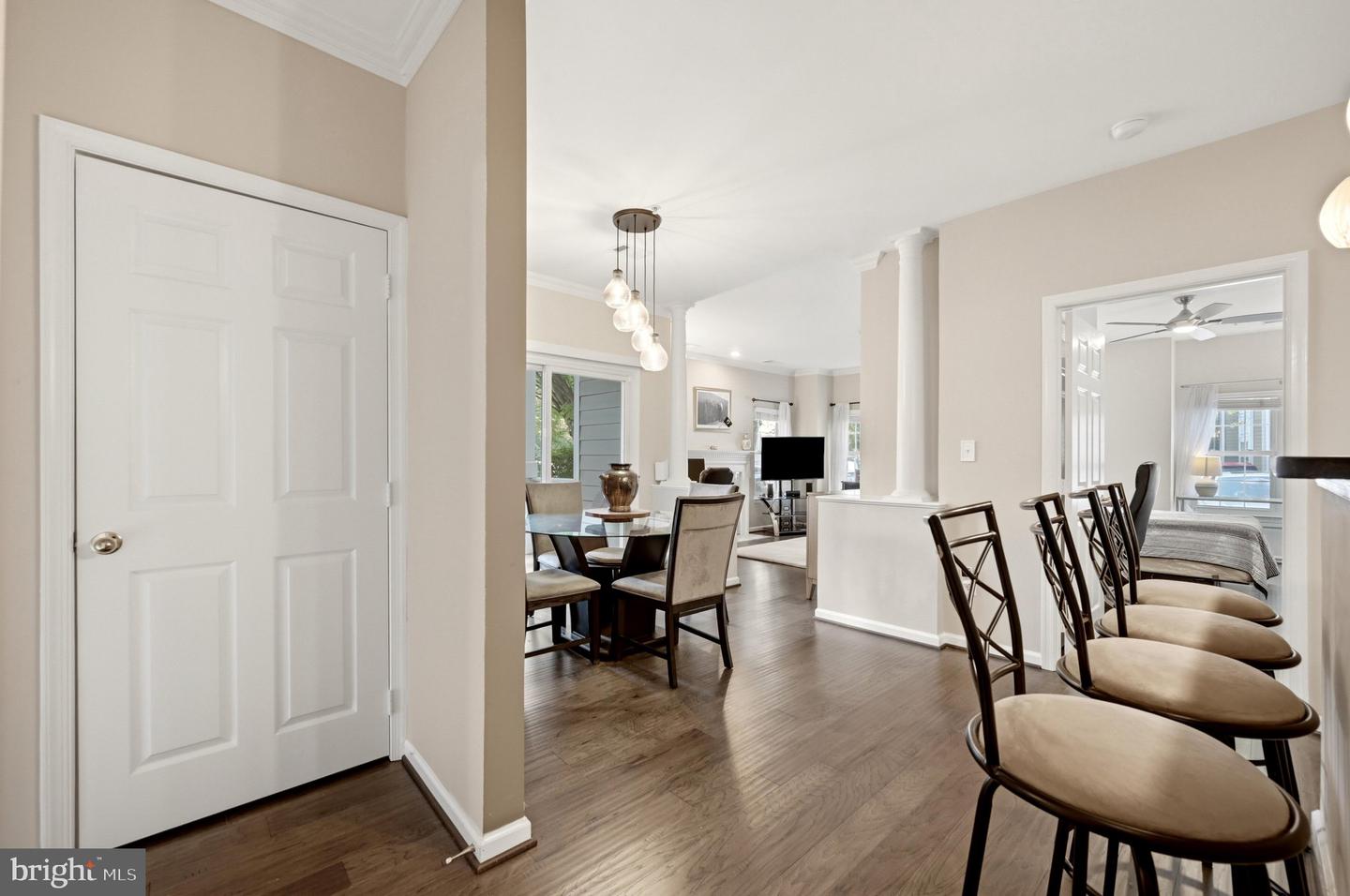 1701 Lake Shore Crest Dr #16 Property Photo 8