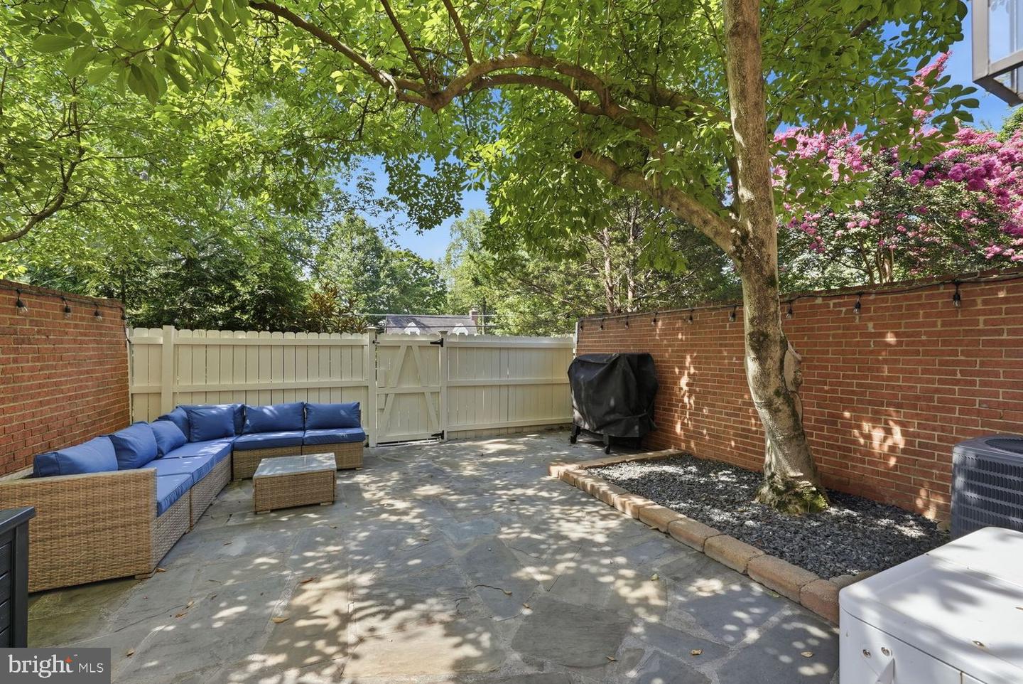 6328 Golf Course Sq Property Photo 25