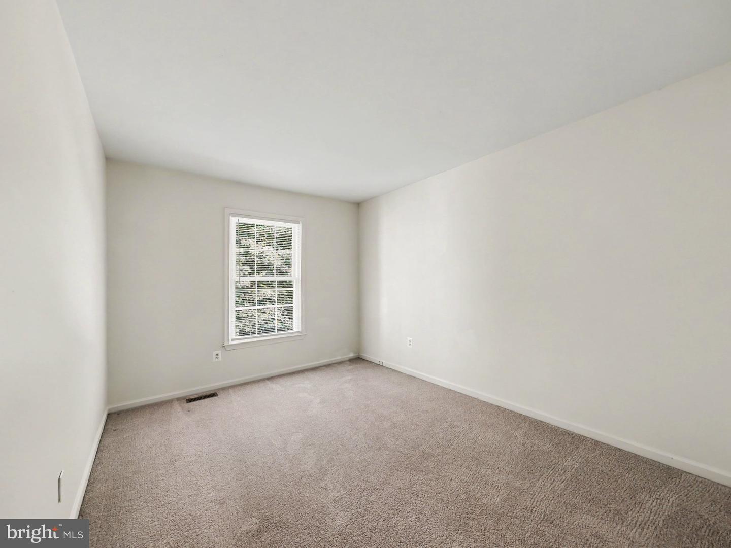 6281 Rathlin Dr Property Photo 22
