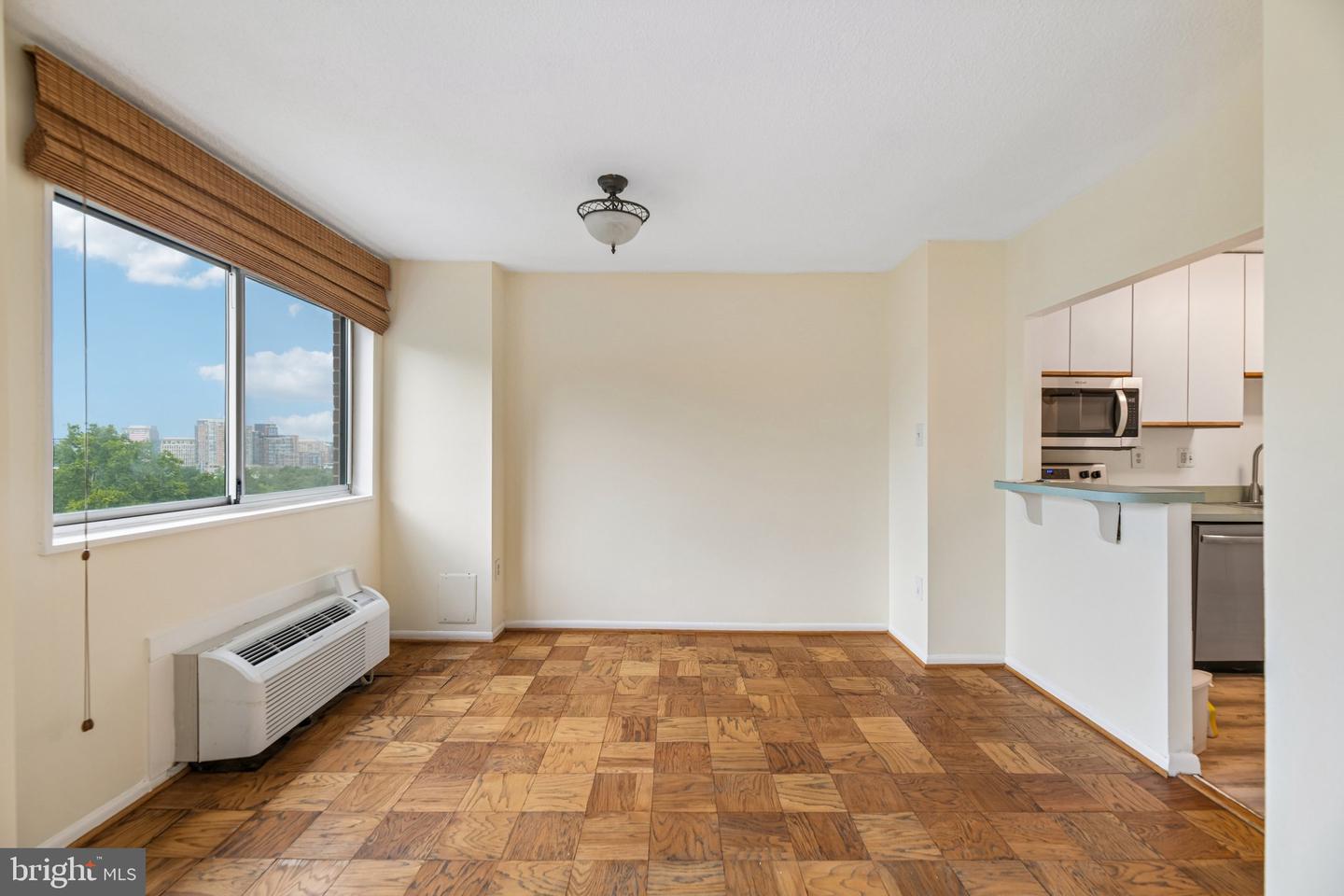 2059 Huntington Ave #1106 Property Photo 7