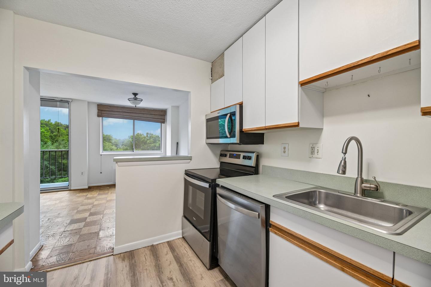 2059 Huntington Ave #1106 Property Photo 14