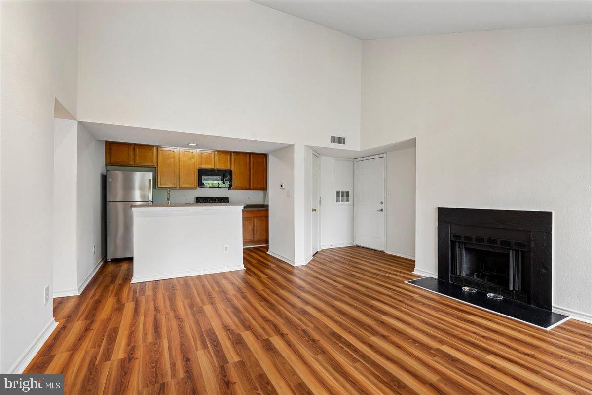 12161 Penderview Ter #935 Property Photo 10