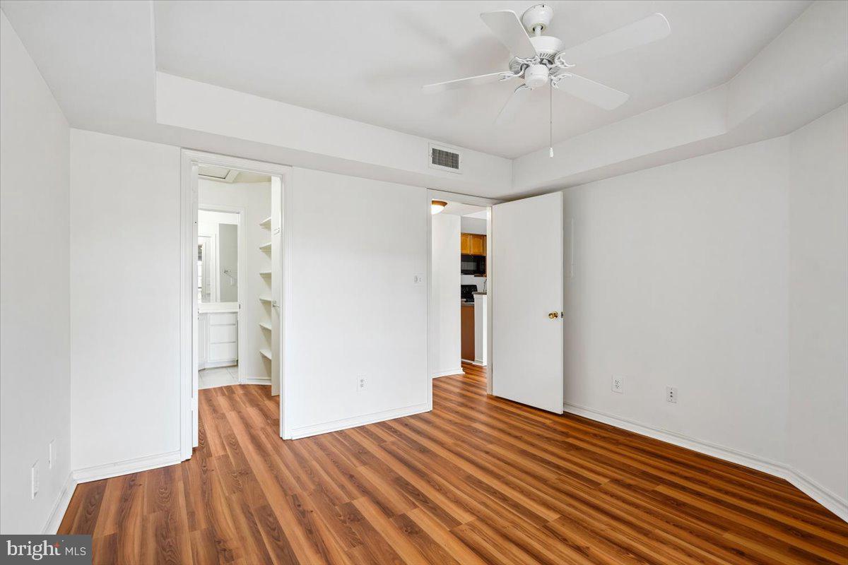 12161 Penderview Ter #935 Property Photo 20