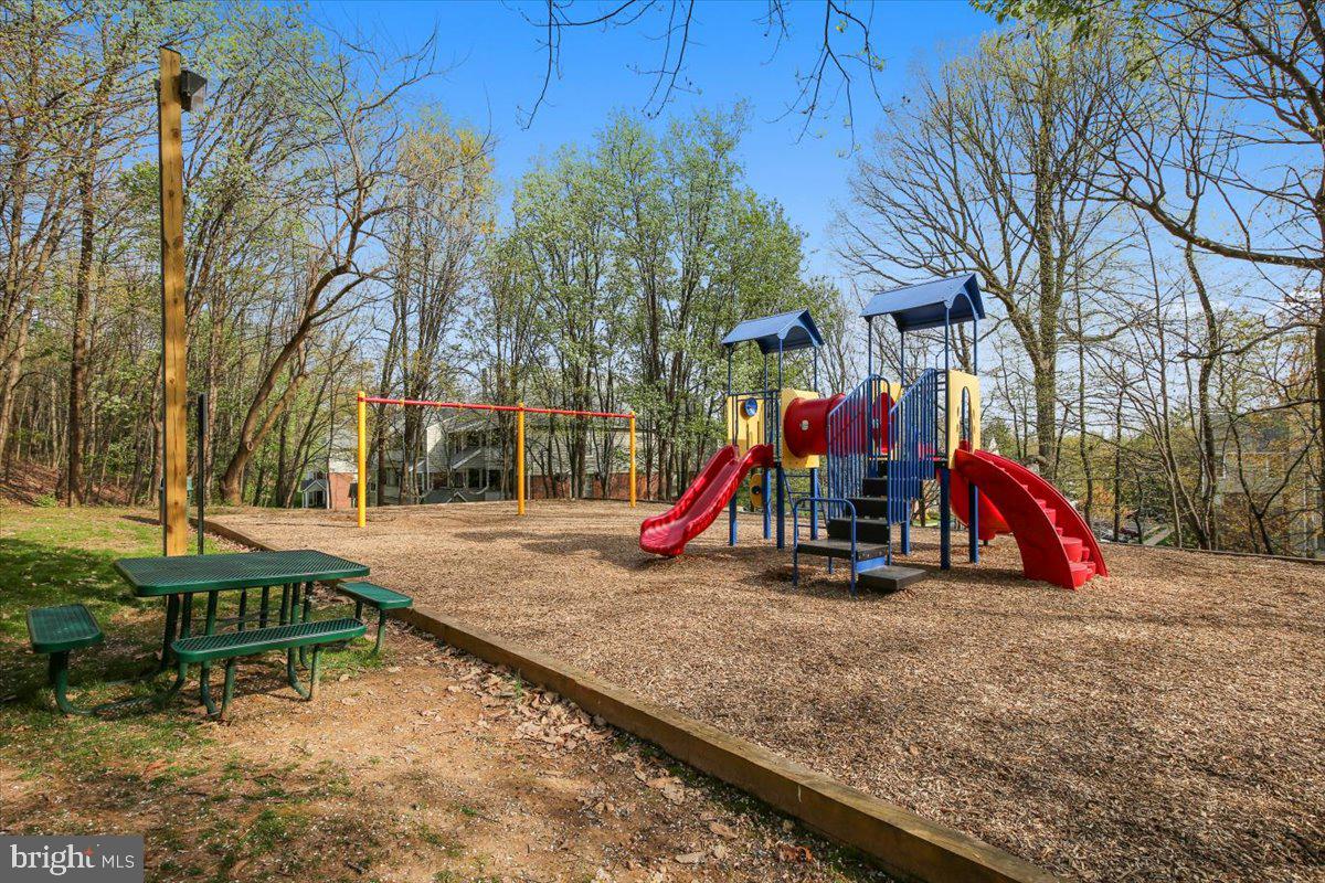 12161 Penderview Ter #935 Property Photo 34