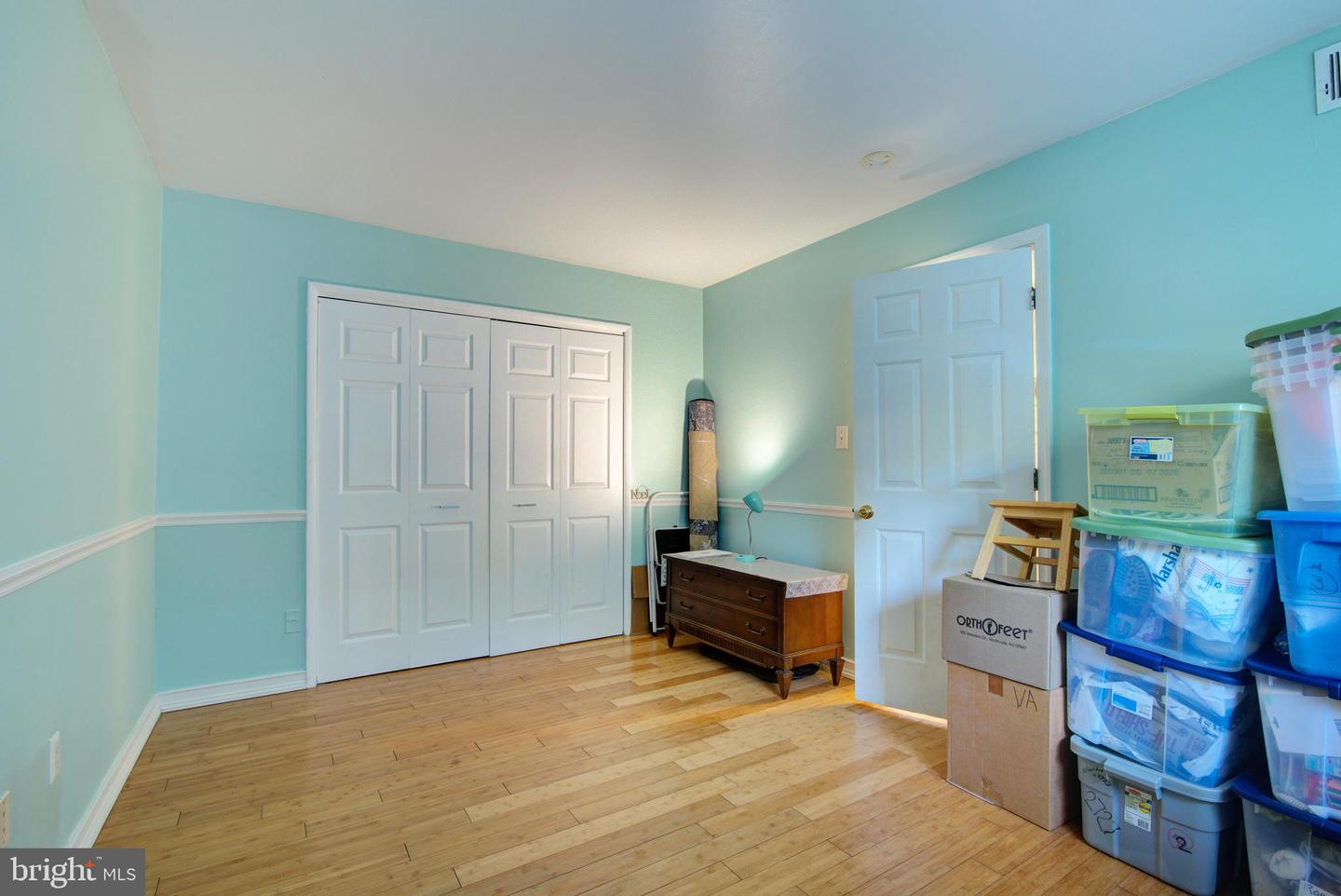4909 Americana Dr #t6 Property Photo 11