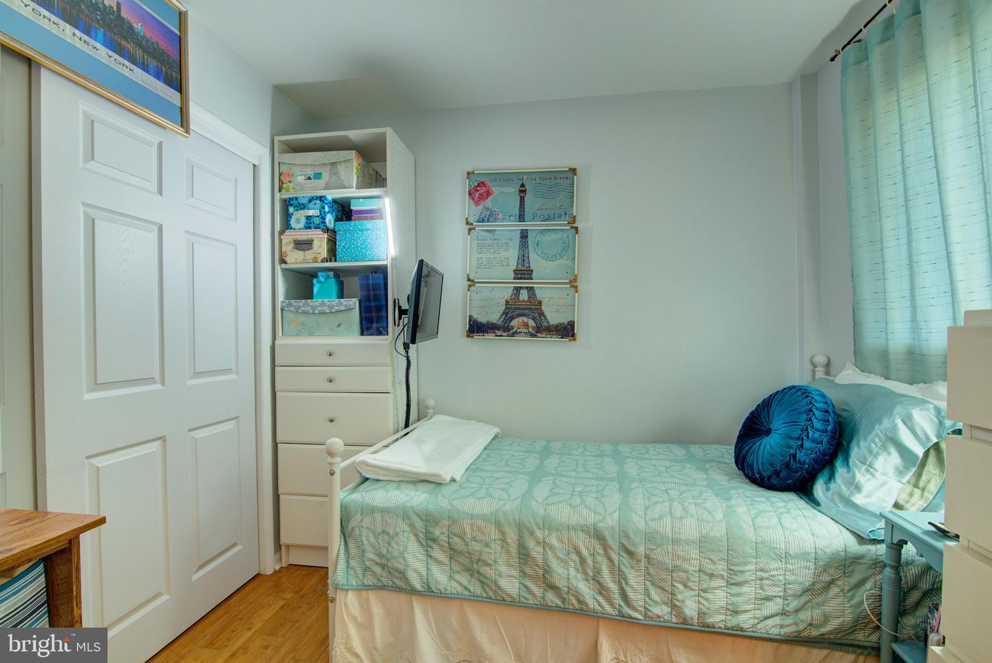 4909 Americana Dr #t6 Property Photo 15