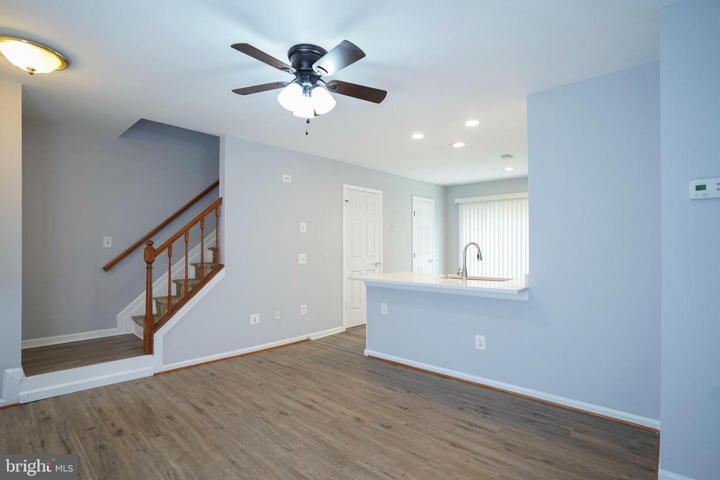 14717 Basingstoke Loop Property Photo 4