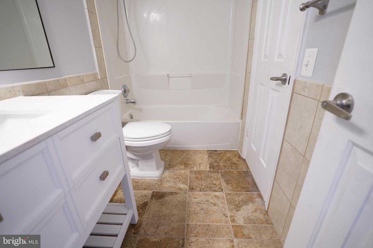14717 Basingstoke Loop Property Photo 14