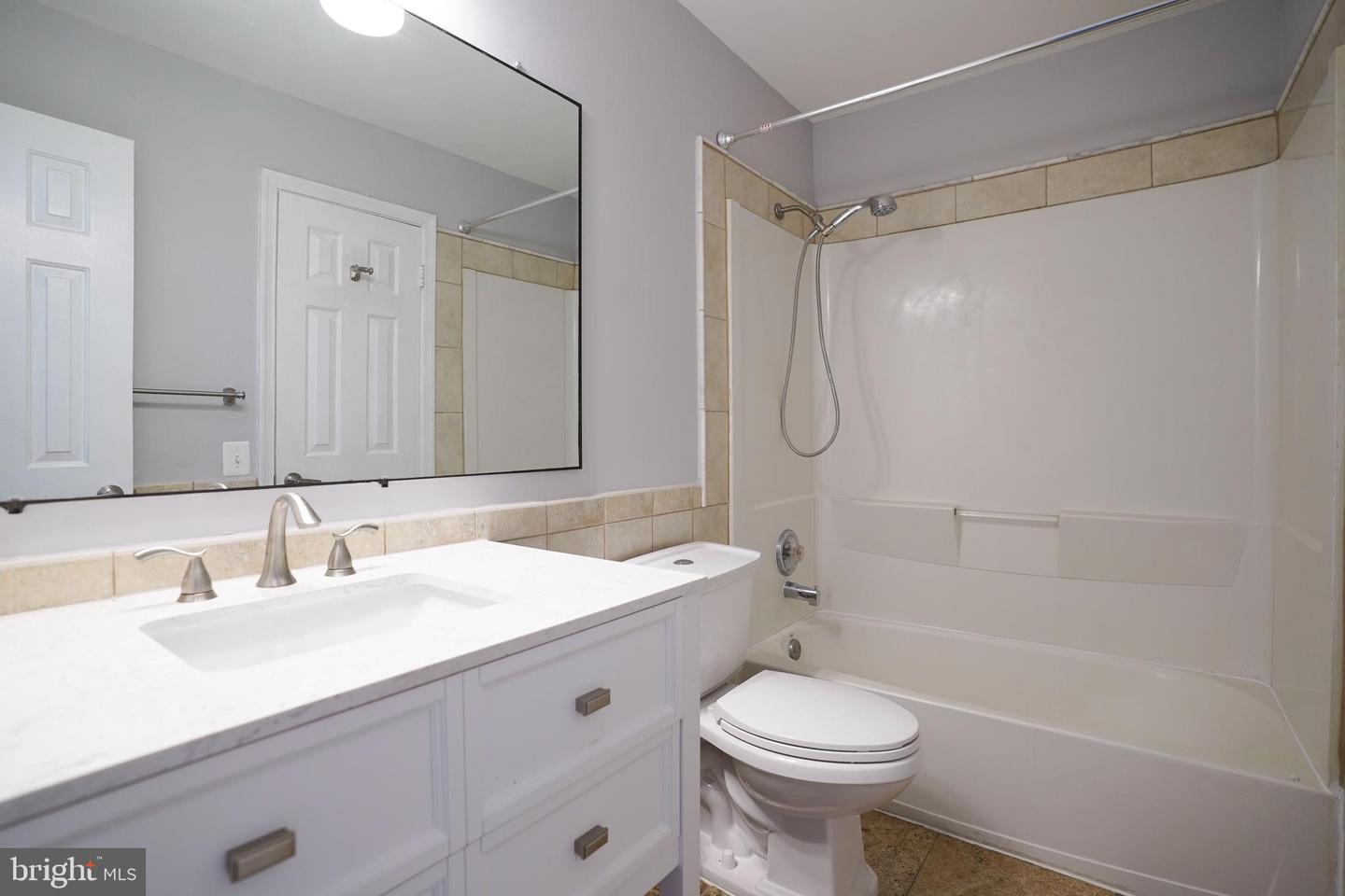 14717 Basingstoke Loop Property Photo 15