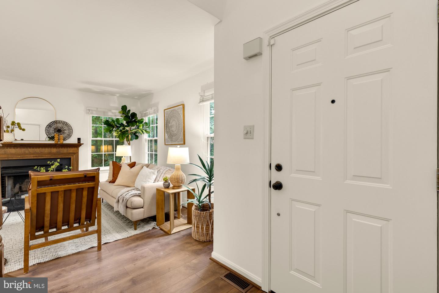 10224 Faire Commons Ct Property Photo 5