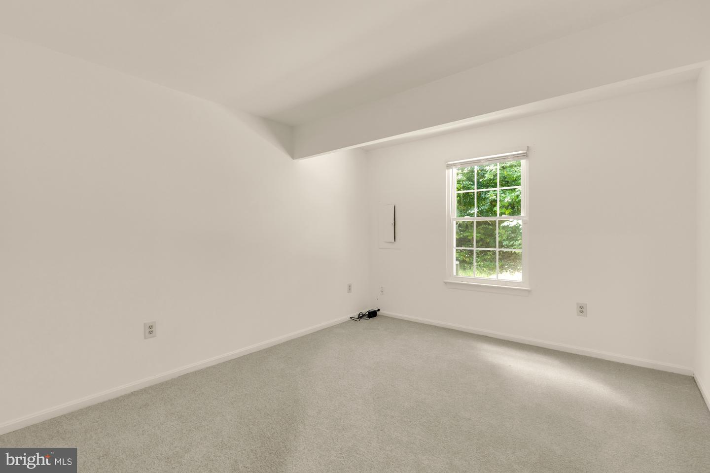 10224 Faire Commons Ct Property Photo 31