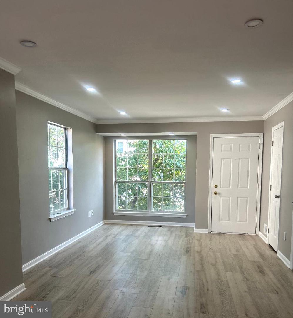 14220 Autumn Cir Property Photo 4