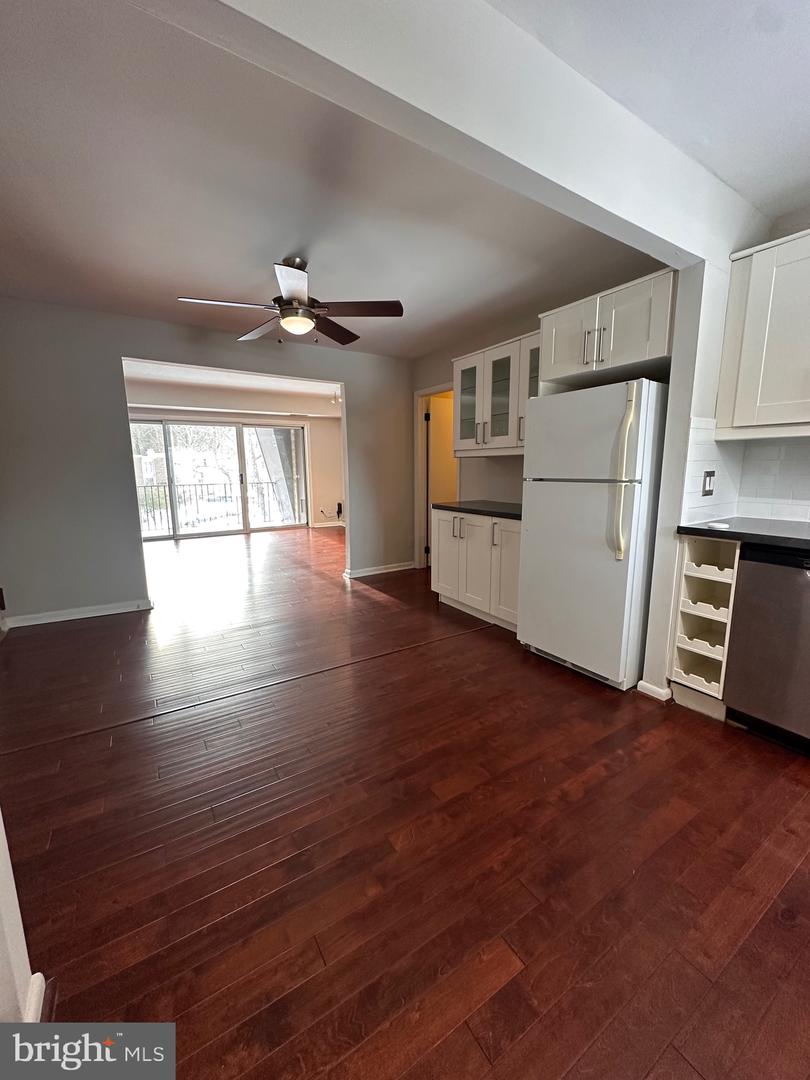 11625 Vantage Hill Rd #22b Property Photo 10