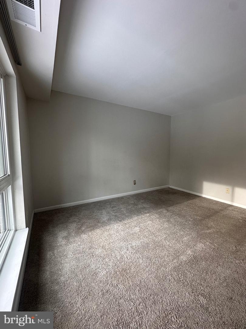 11625 Vantage Hill Rd #22b Property Photo 14
