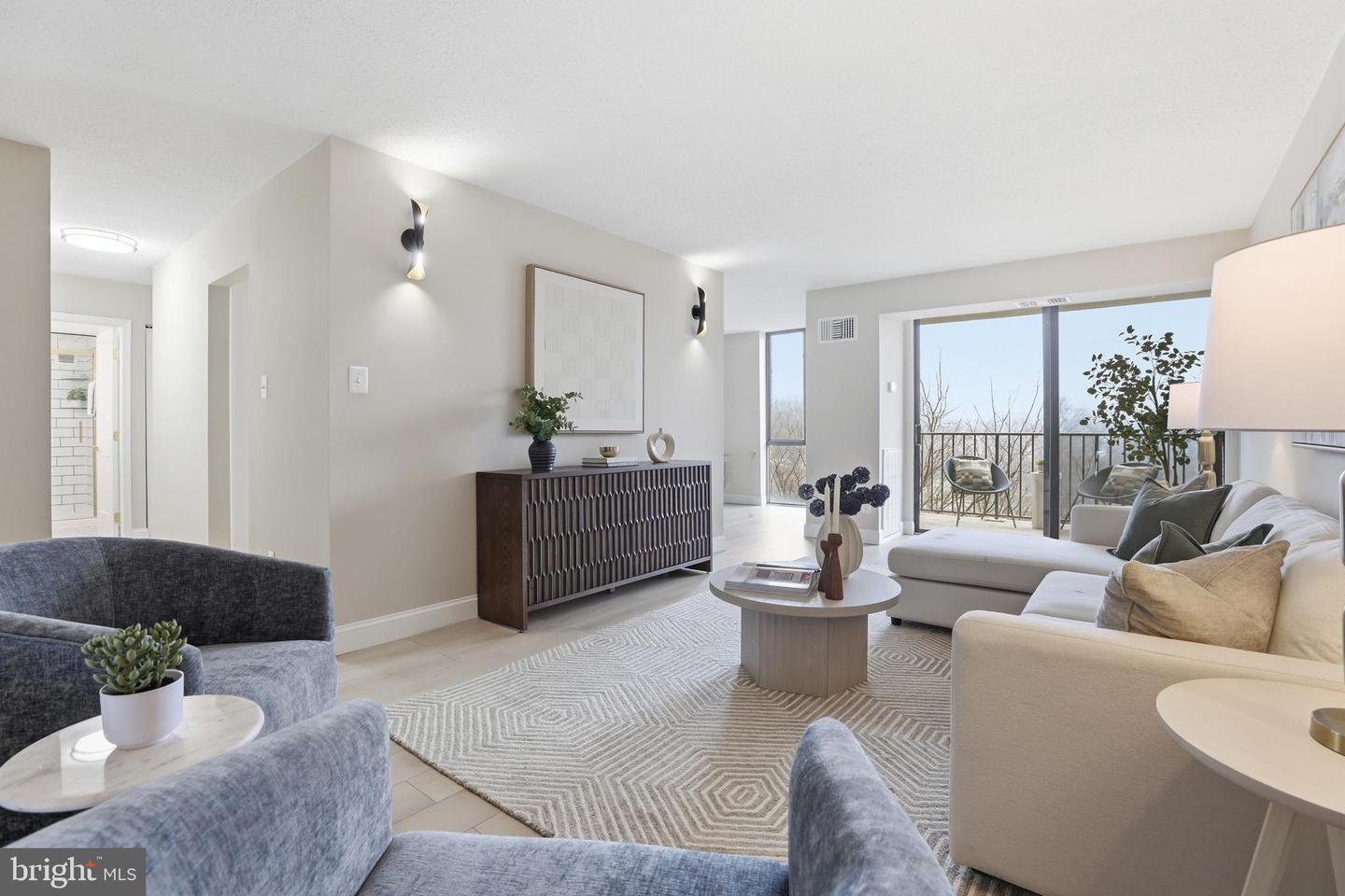 2311 Pimmit Dr #603 Property Photo 1