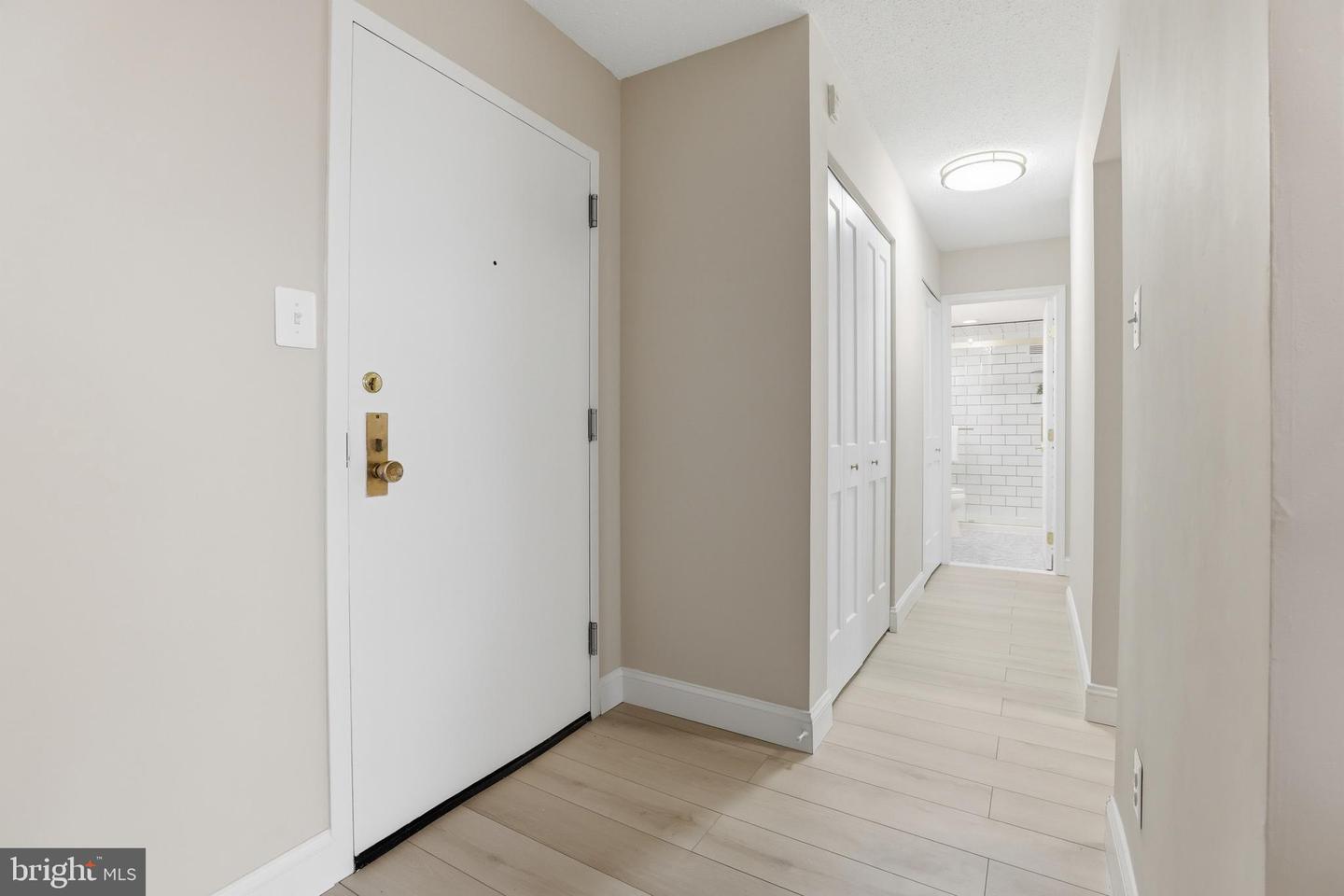 2311 Pimmit Dr #603 Property Photo 2