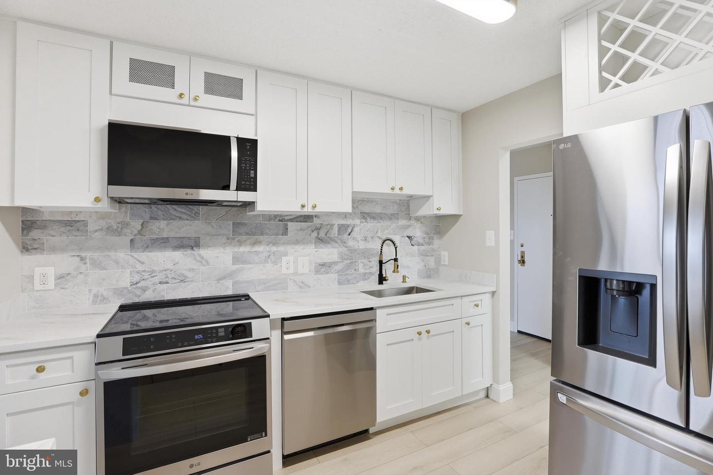 2311 Pimmit Dr #603 Property Photo 17