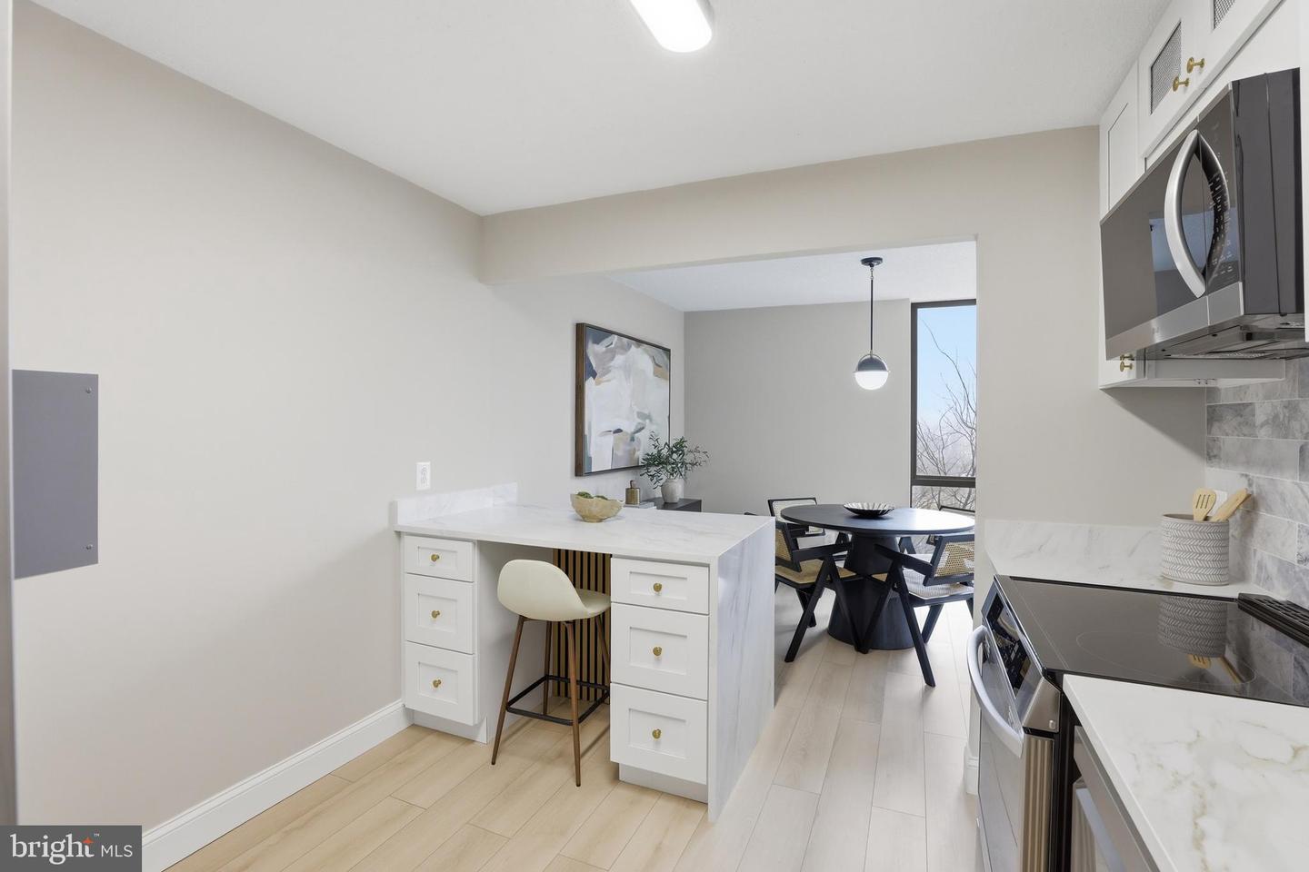 2311 Pimmit Dr #603 Property Photo 18