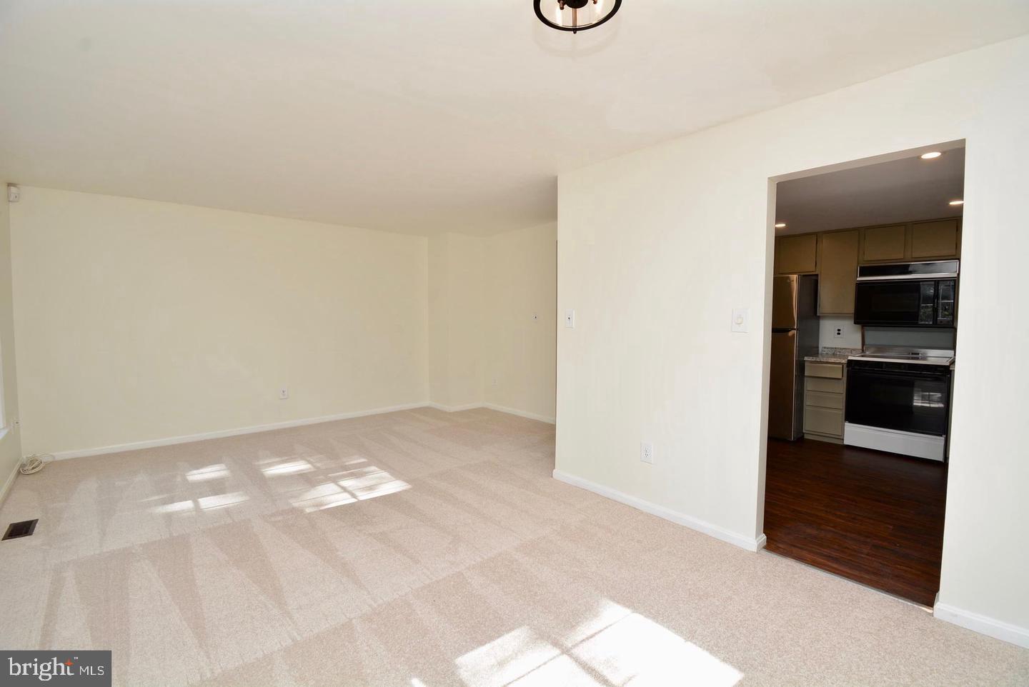7378 Jiri Woods Ct Property Photo 14