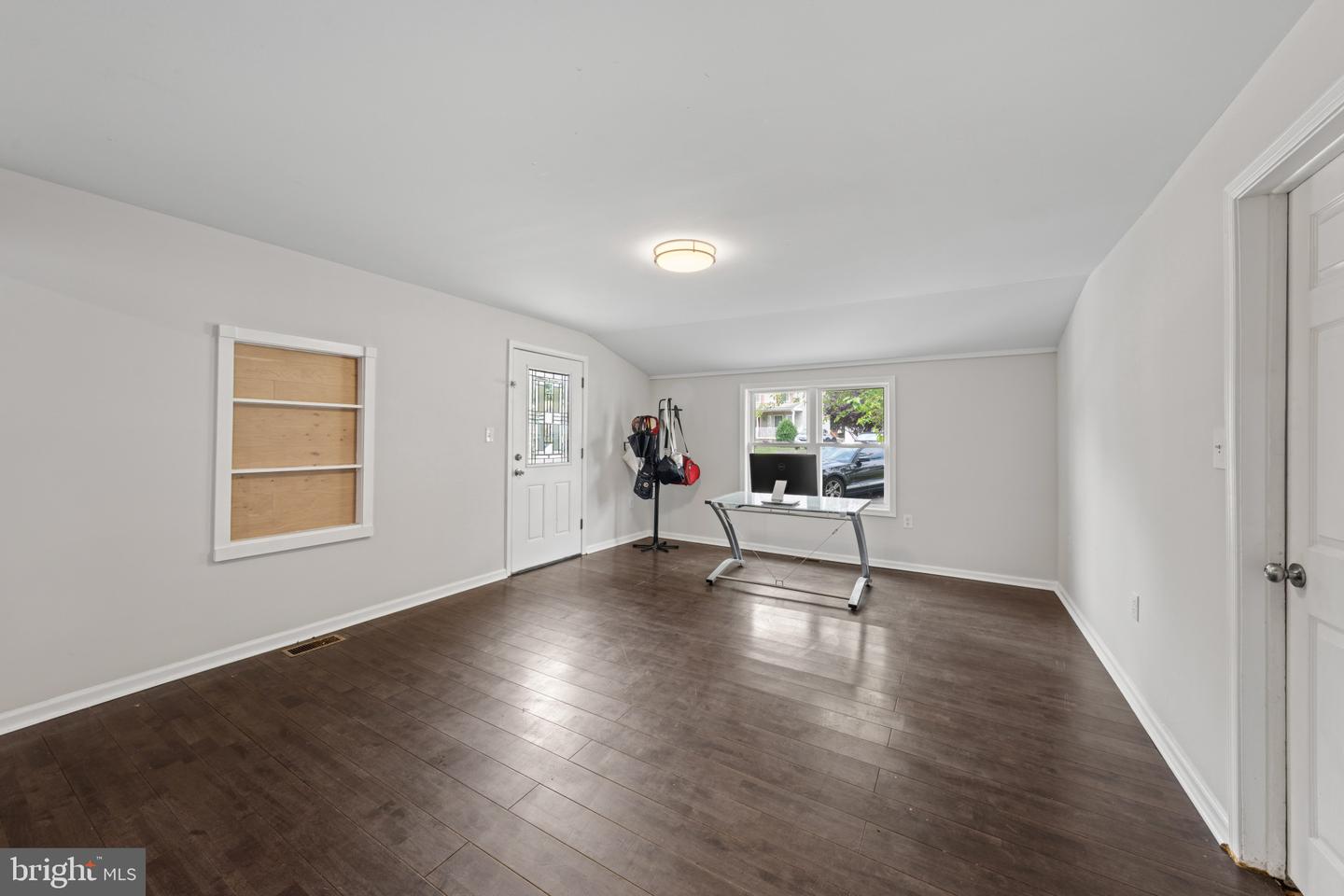 6467 Third St Property Photo 15