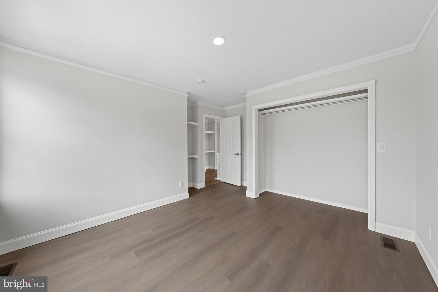 6467 Third St Property Photo 30