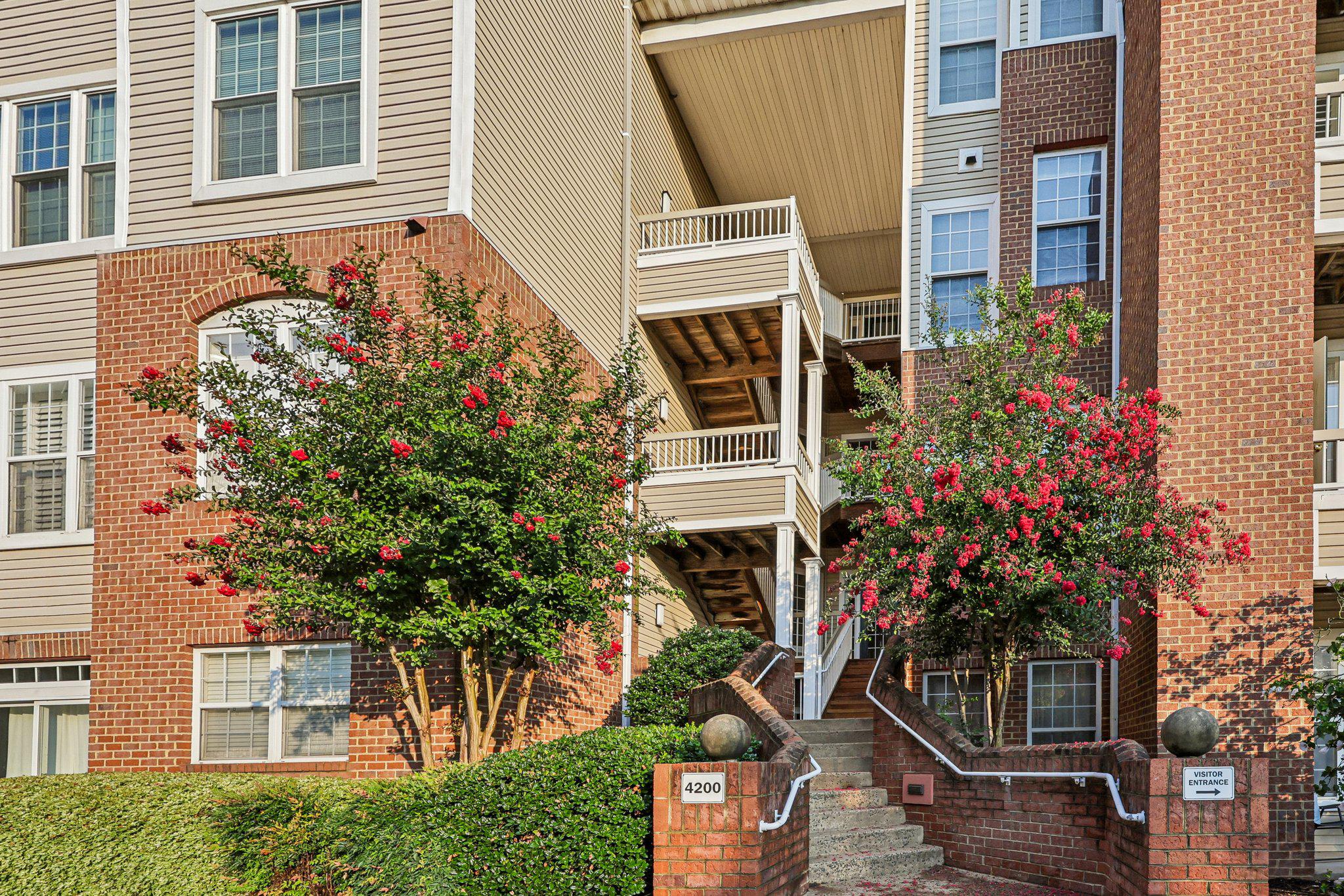 4200 Mozart Brigade Ln #v Property Photo 3