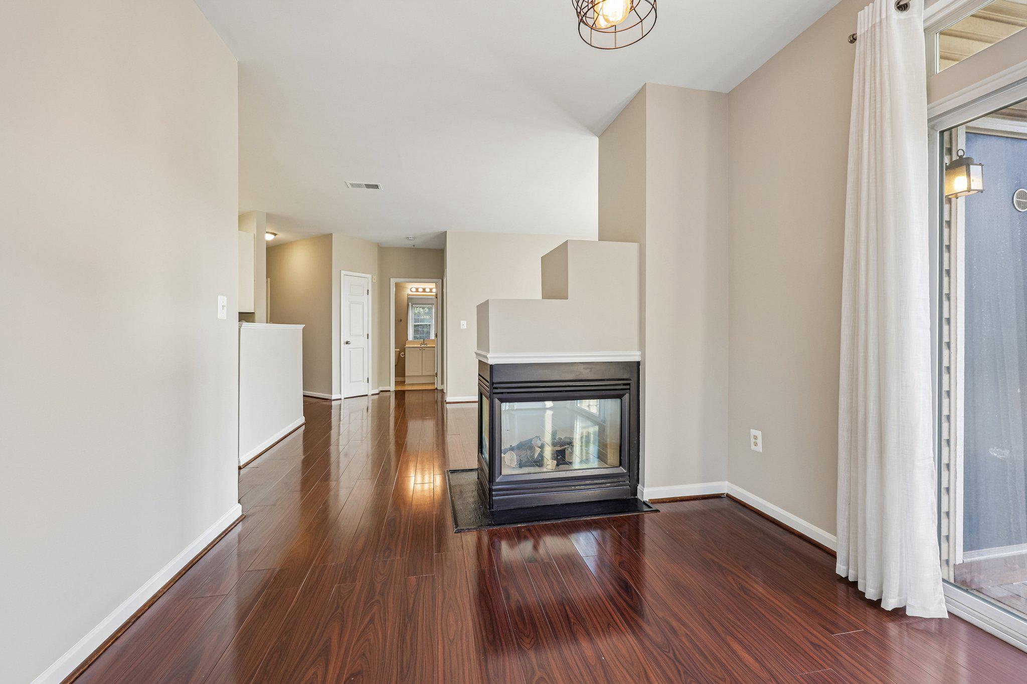 4200 Mozart Brigade Ln #v Property Photo 10