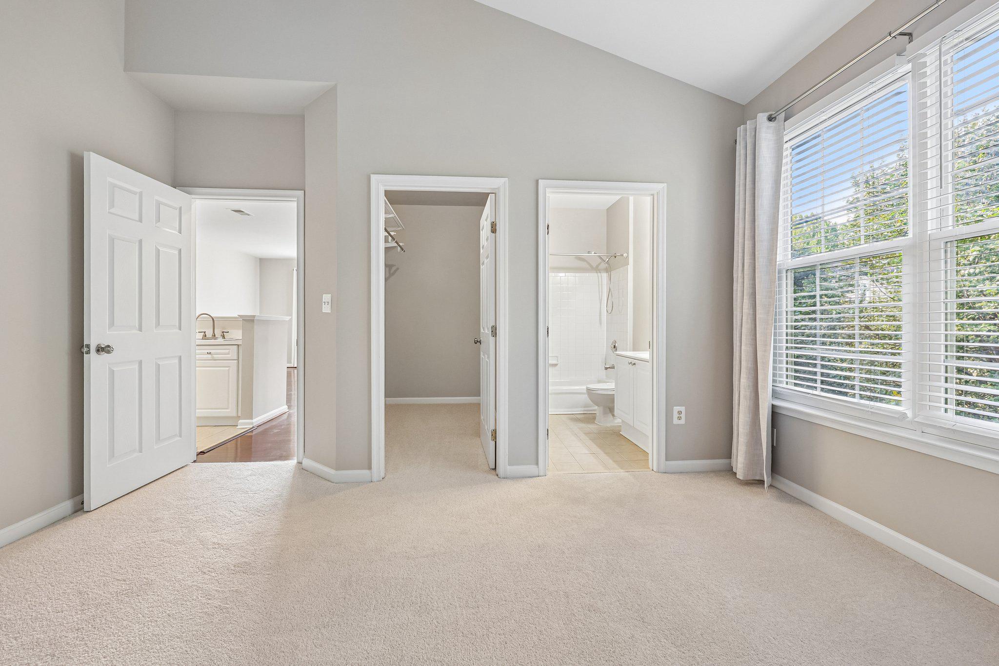 4200 Mozart Brigade Ln #v Property Photo 20