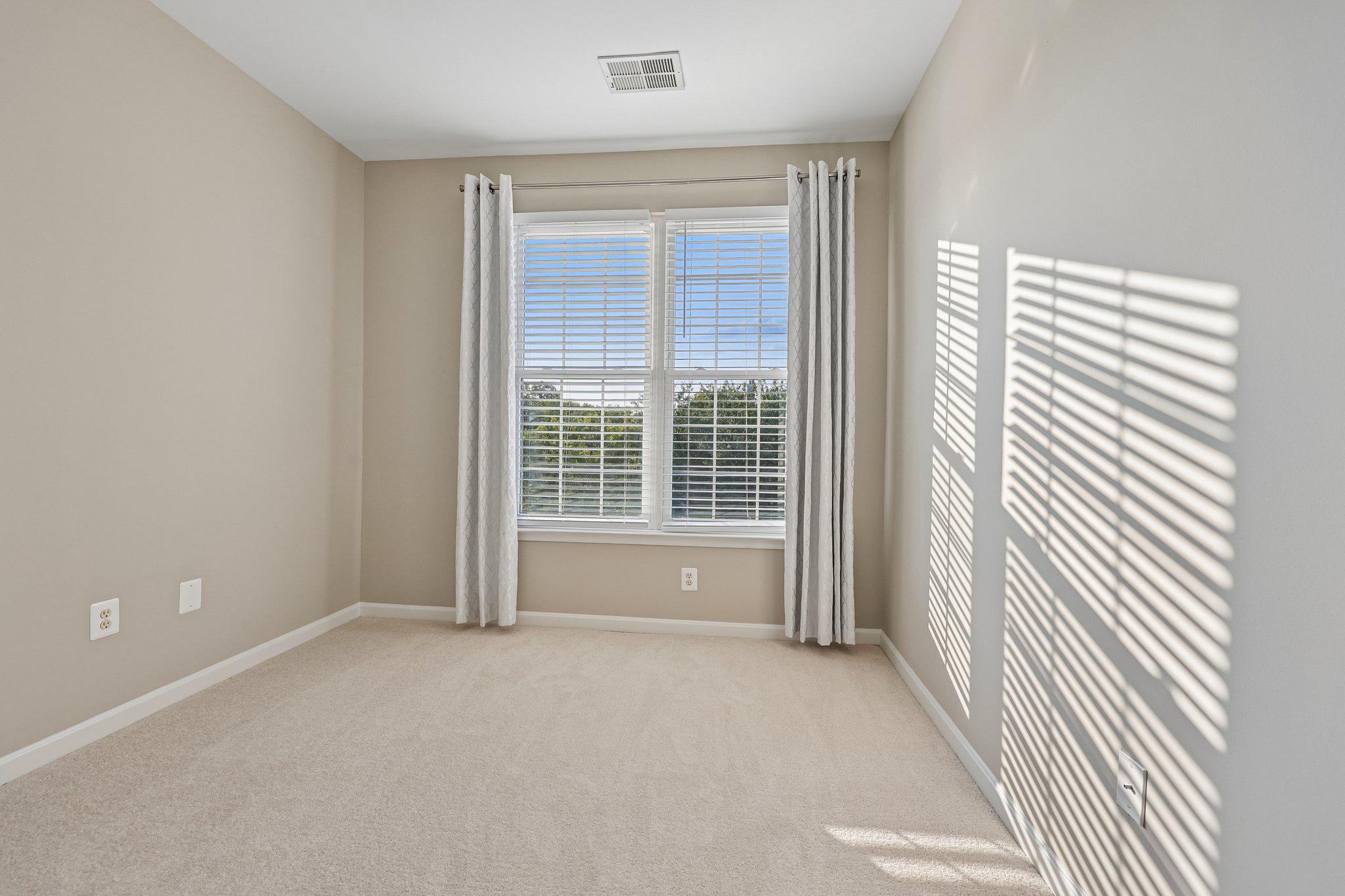 4200 Mozart Brigade Ln #v Property Photo 22