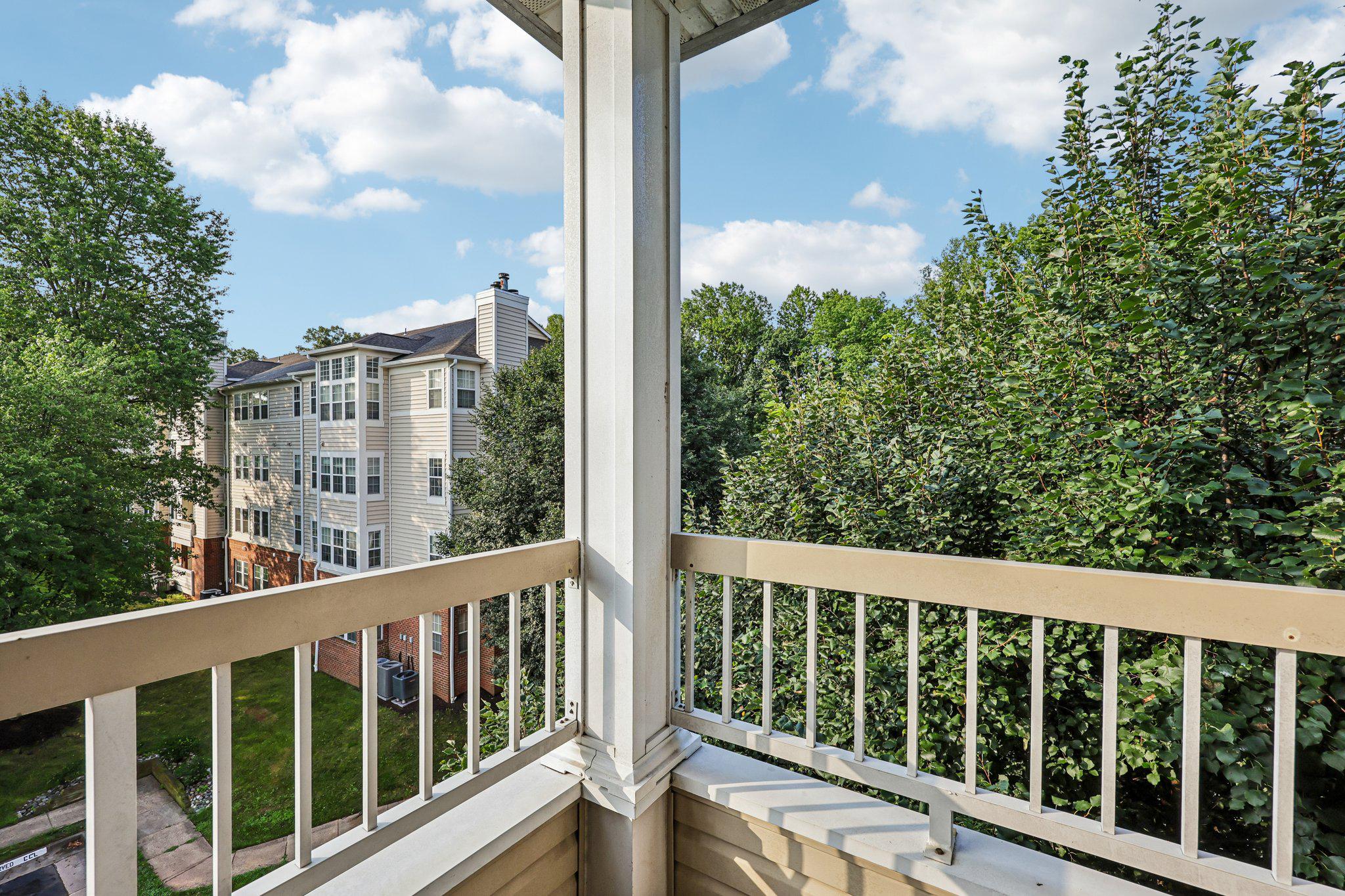 4200 Mozart Brigade Ln #v Property Photo 27