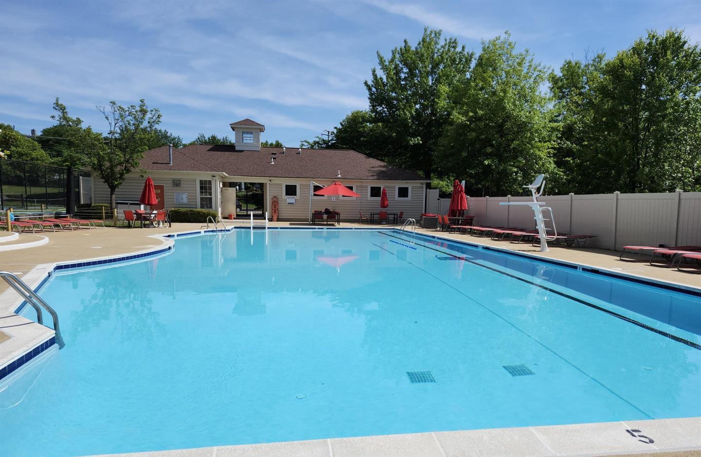 4200 Mozart Brigade Ln #v Property Photo 32