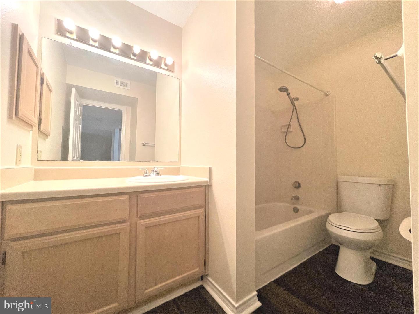 1505 Lincoln Way #101 Property Photo 26