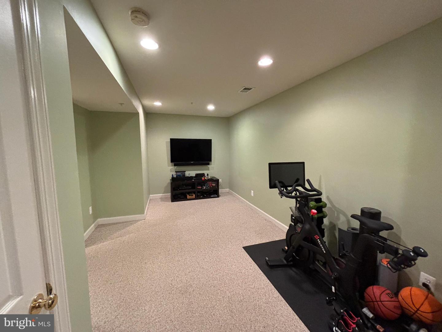 8006 Reserve Way Property Photo 38