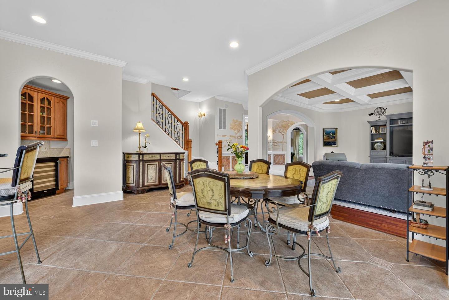 6245 Linway Ter Property Photo 15
