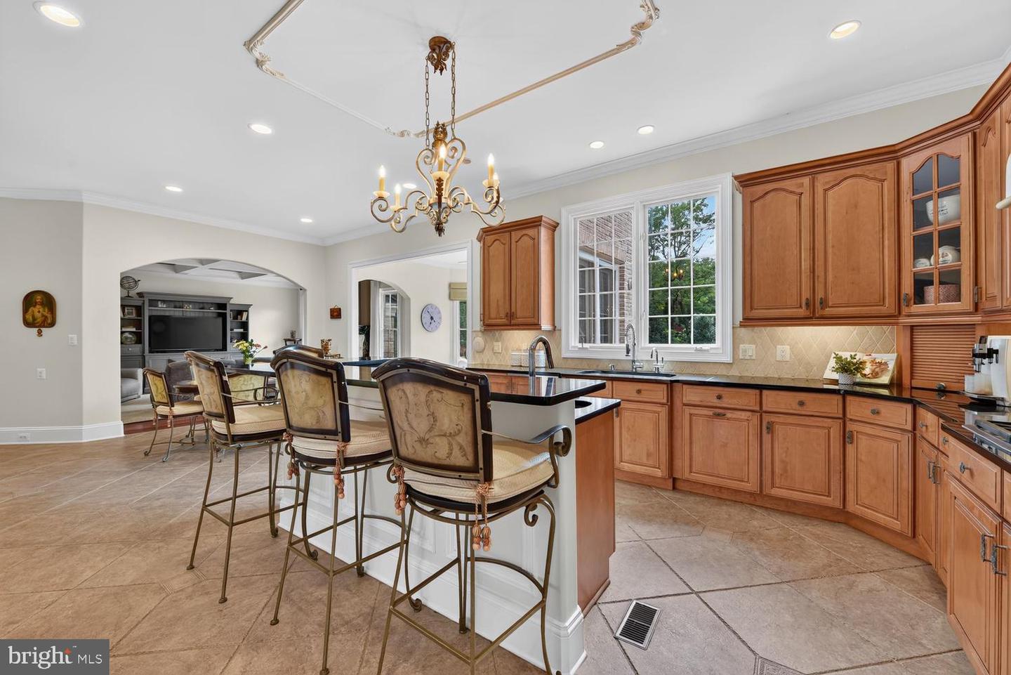 6245 Linway Ter Property Photo 19