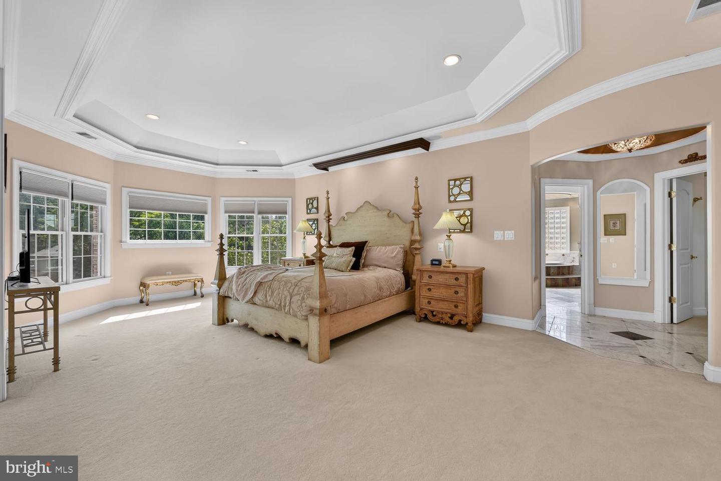 6245 Linway Ter Property Photo 26