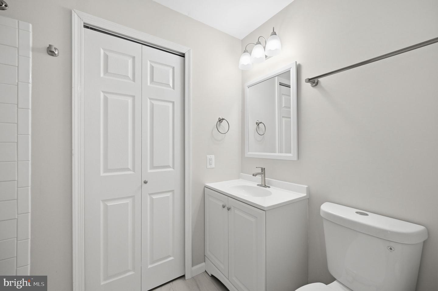 6911 Mary Caroline Cir #a Property Photo 18