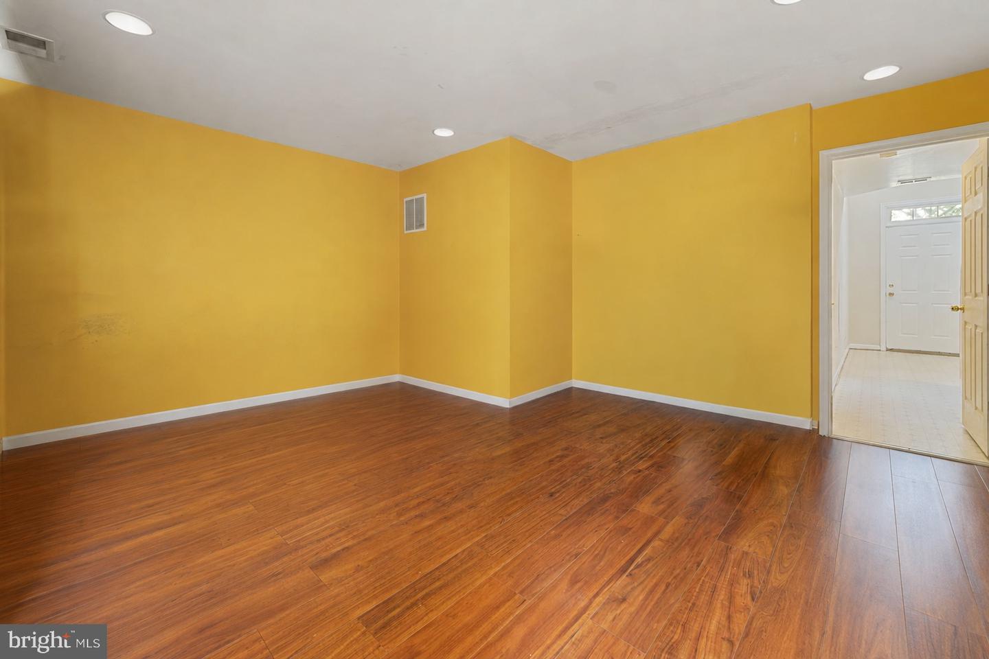 8454 Hallie Rose St Property Photo 17