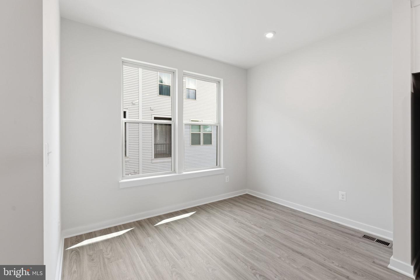 2118 Acadia Rd Property Photo 16
