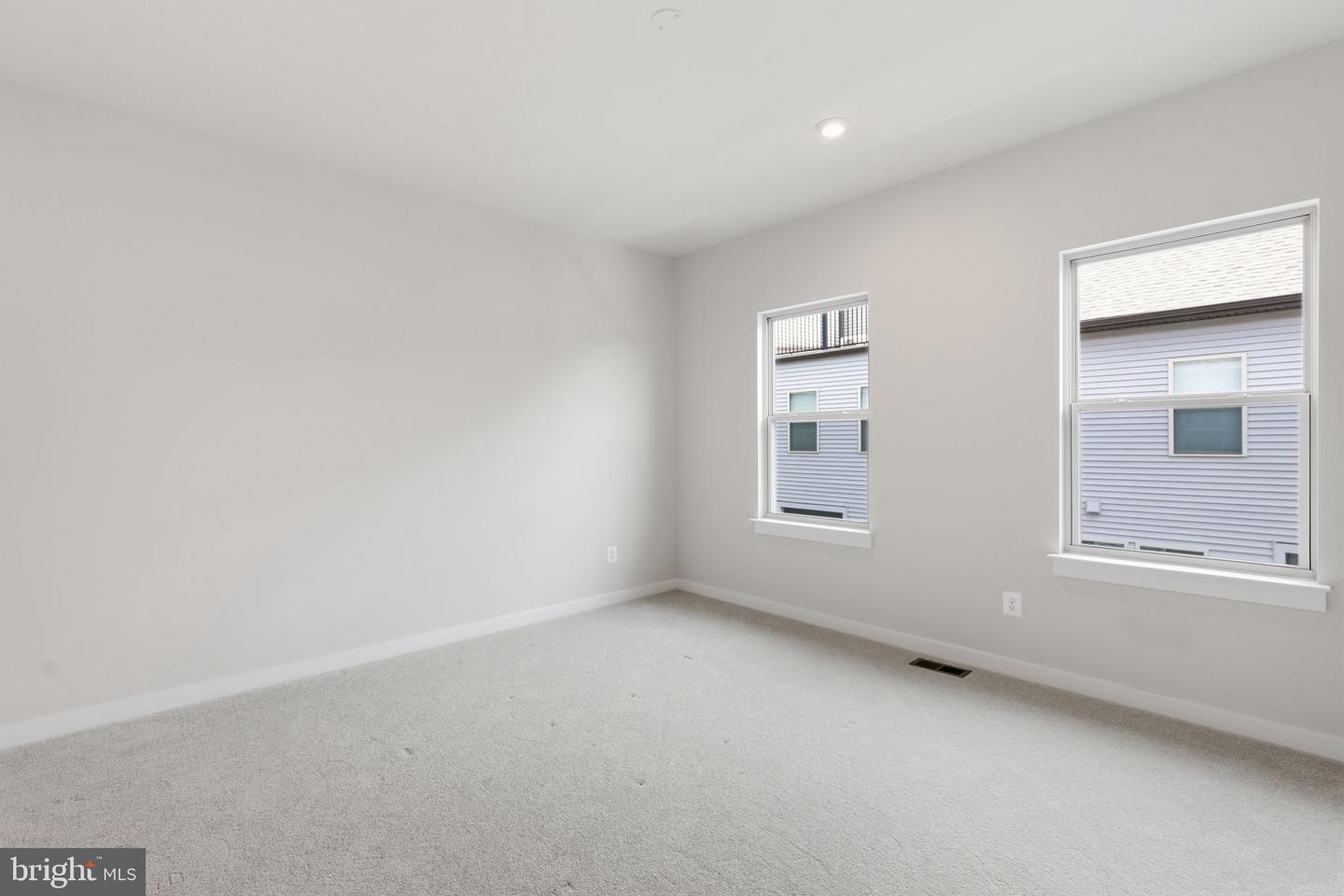 2118 Acadia Rd Property Photo 22