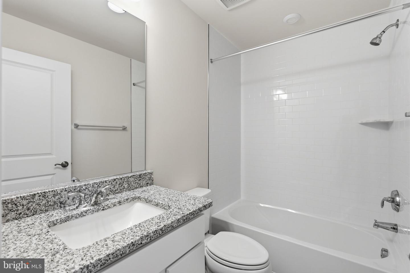 2118 Acadia Rd Property Photo 28