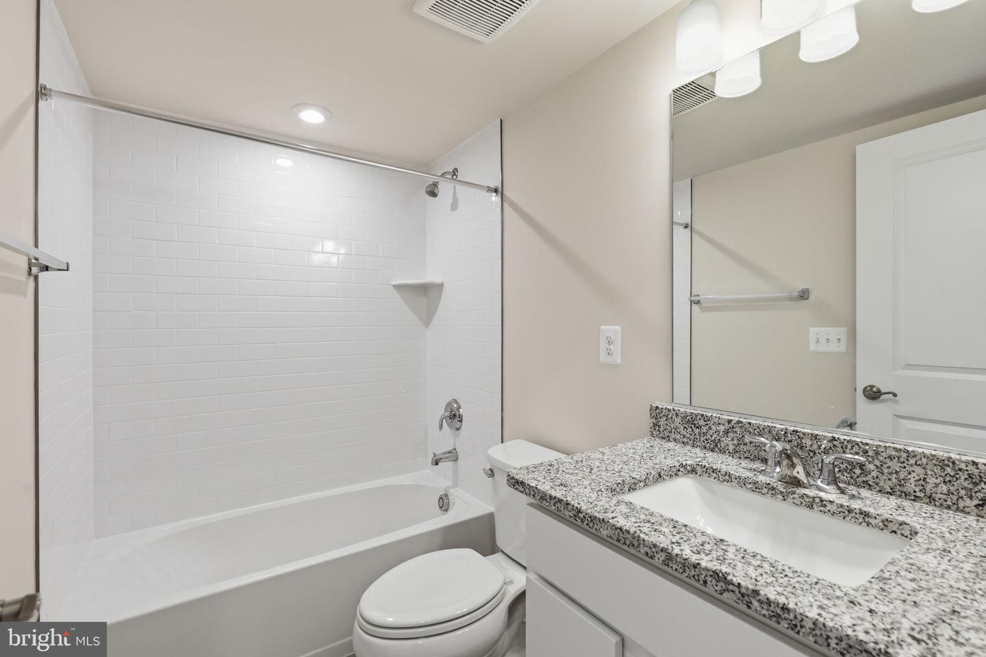 2118 Acadia Rd Property Photo 31