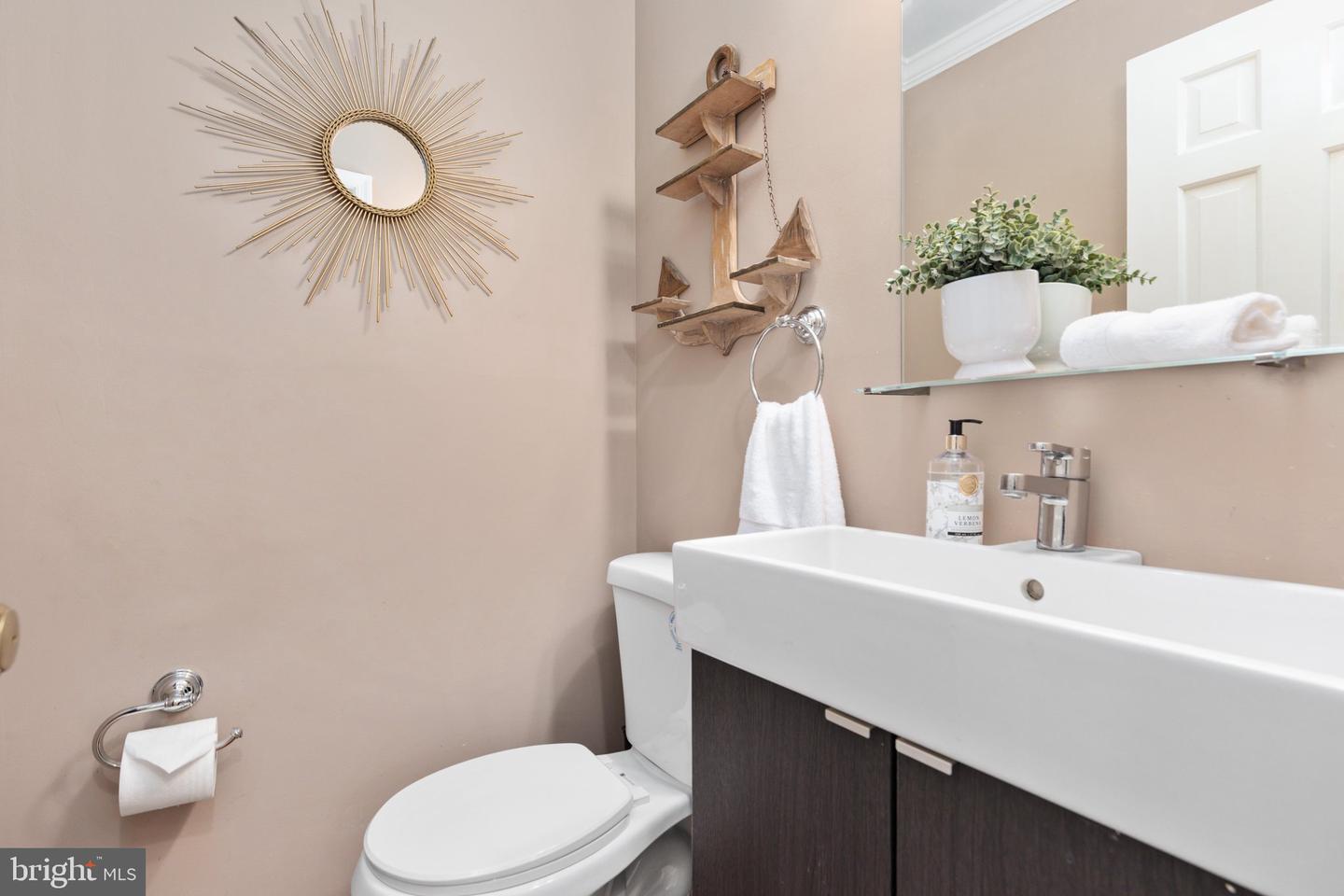 10618 Shadow Ln Property Photo 14