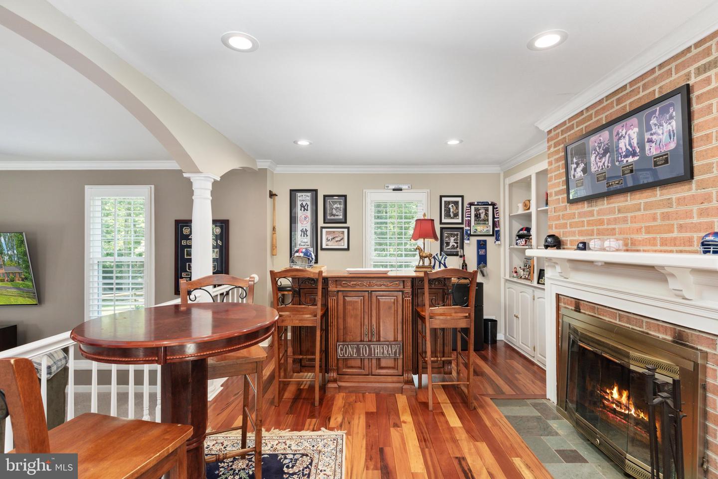 10618 Shadow Ln Property Photo 15