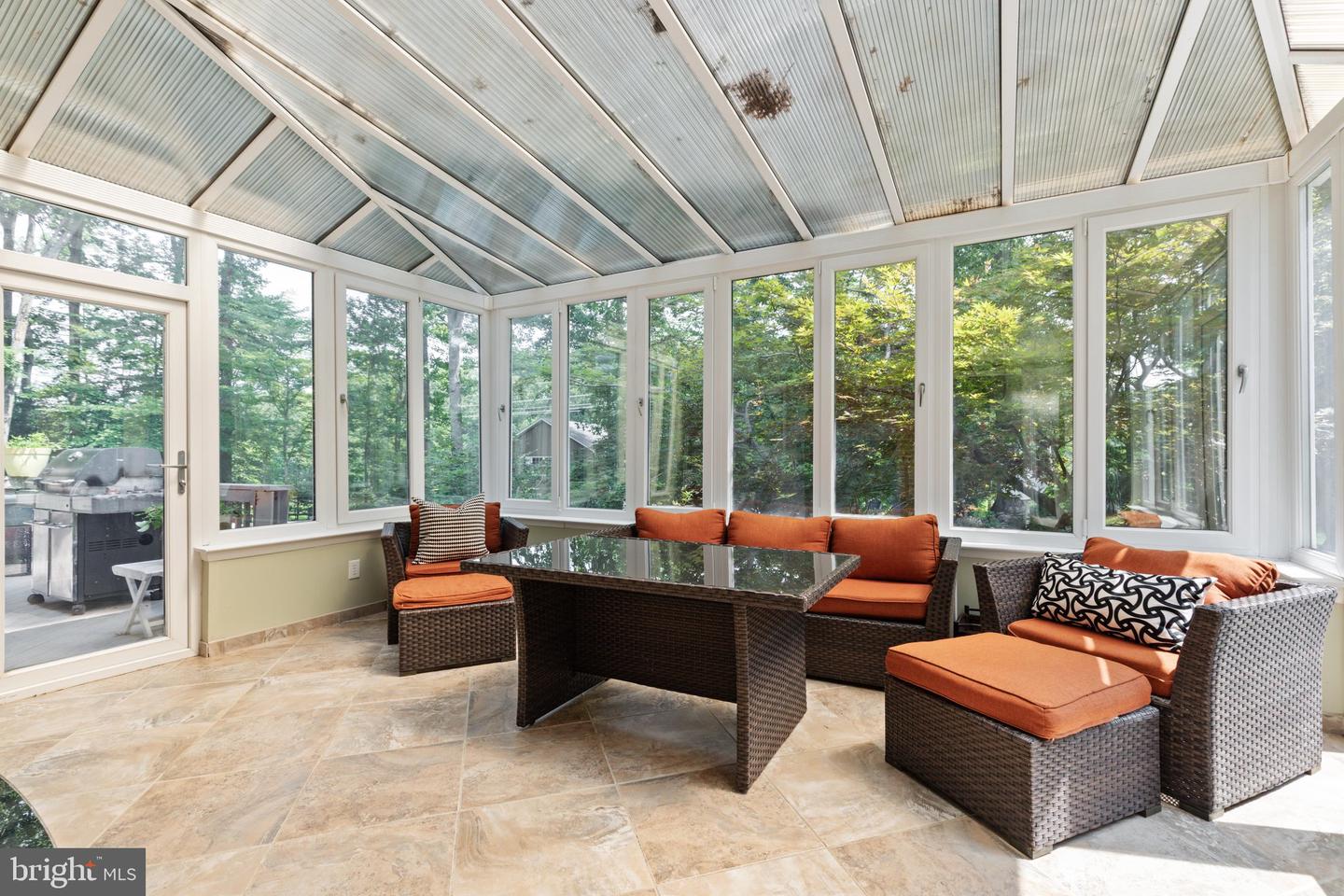 10618 Shadow Ln Property Photo 21