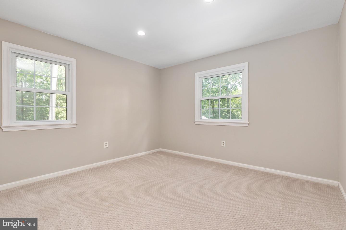 10618 Shadow Ln Property Photo 26