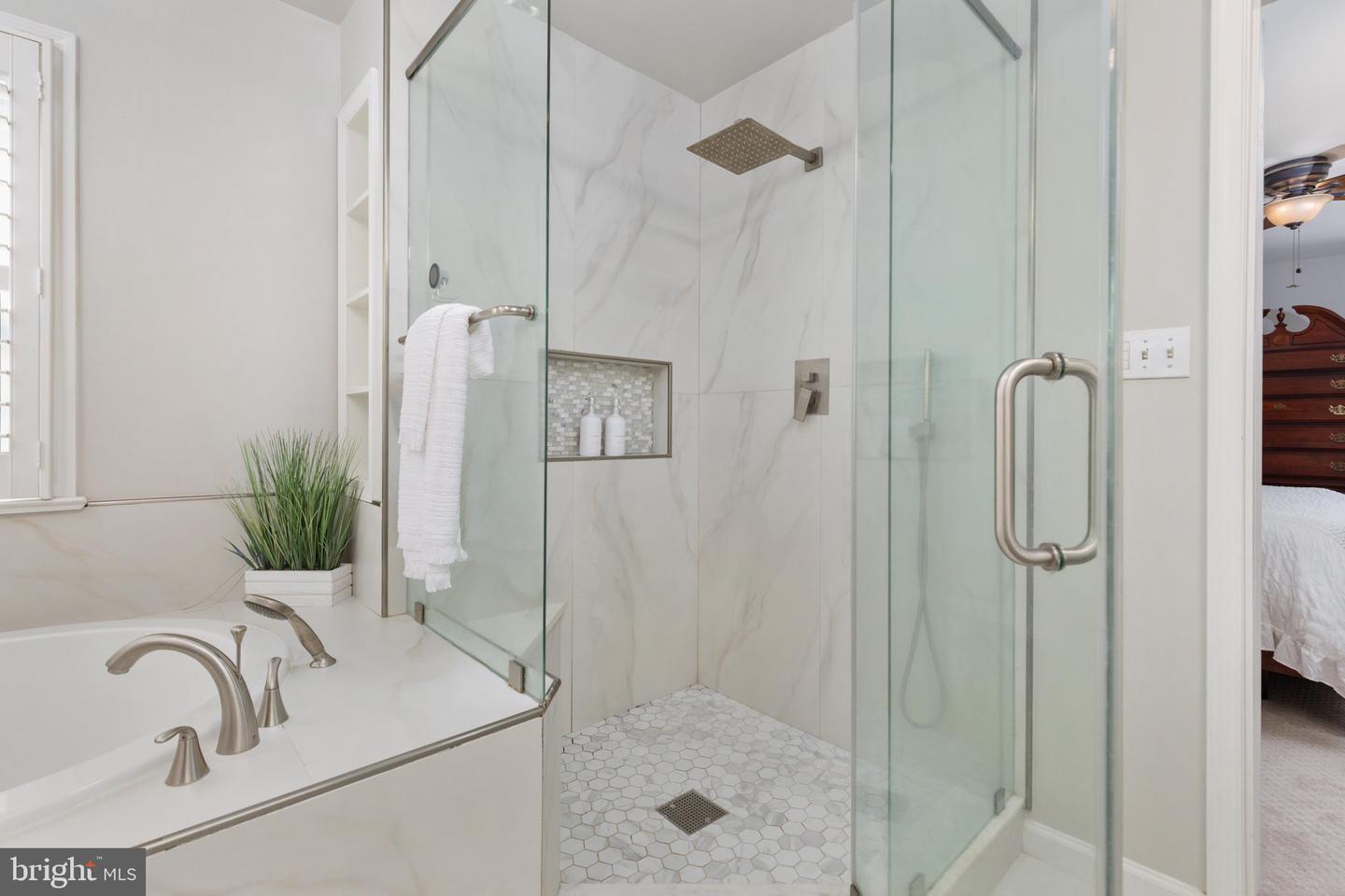 10618 Shadow Ln Property Photo 35