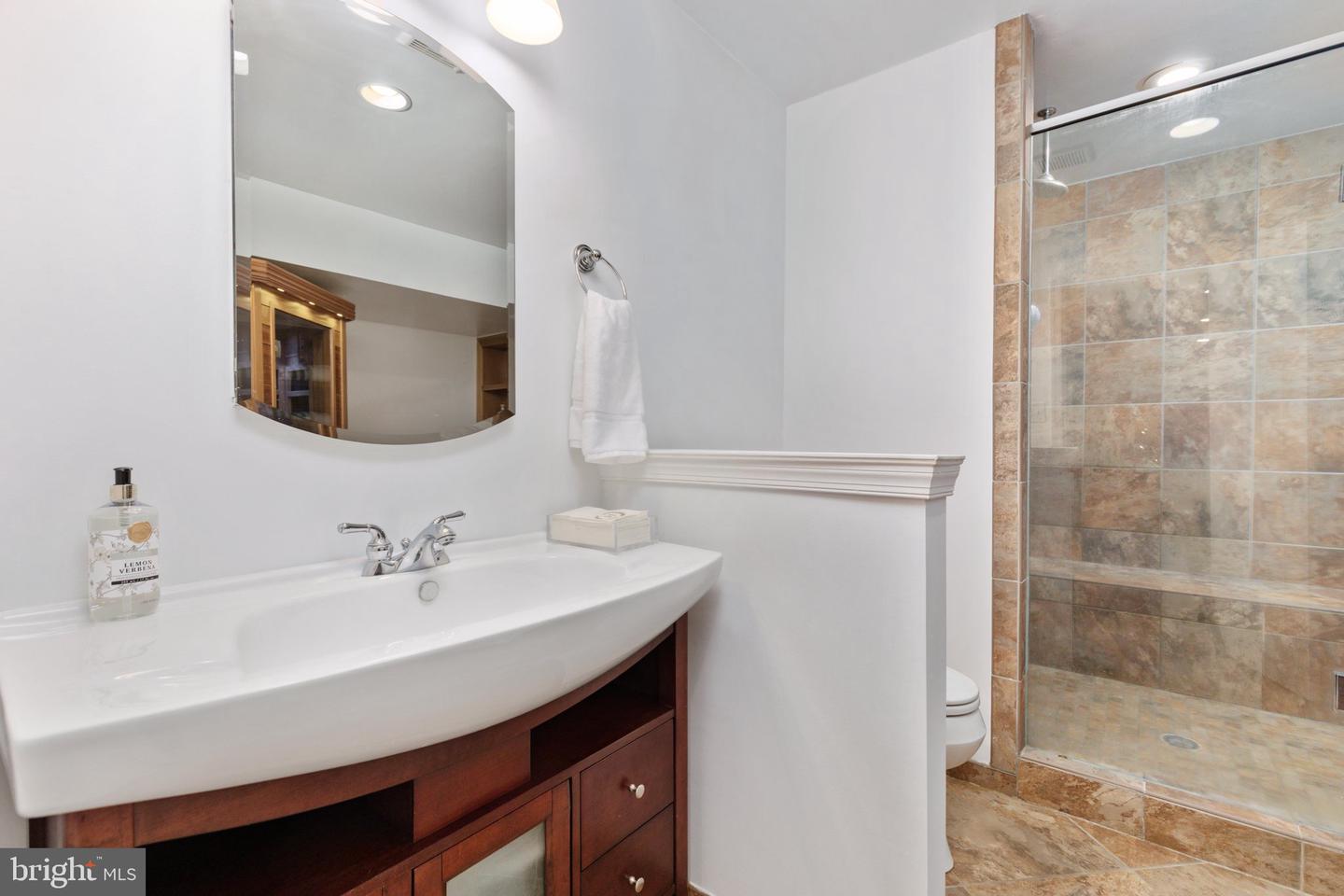 10618 Shadow Ln Property Photo 37